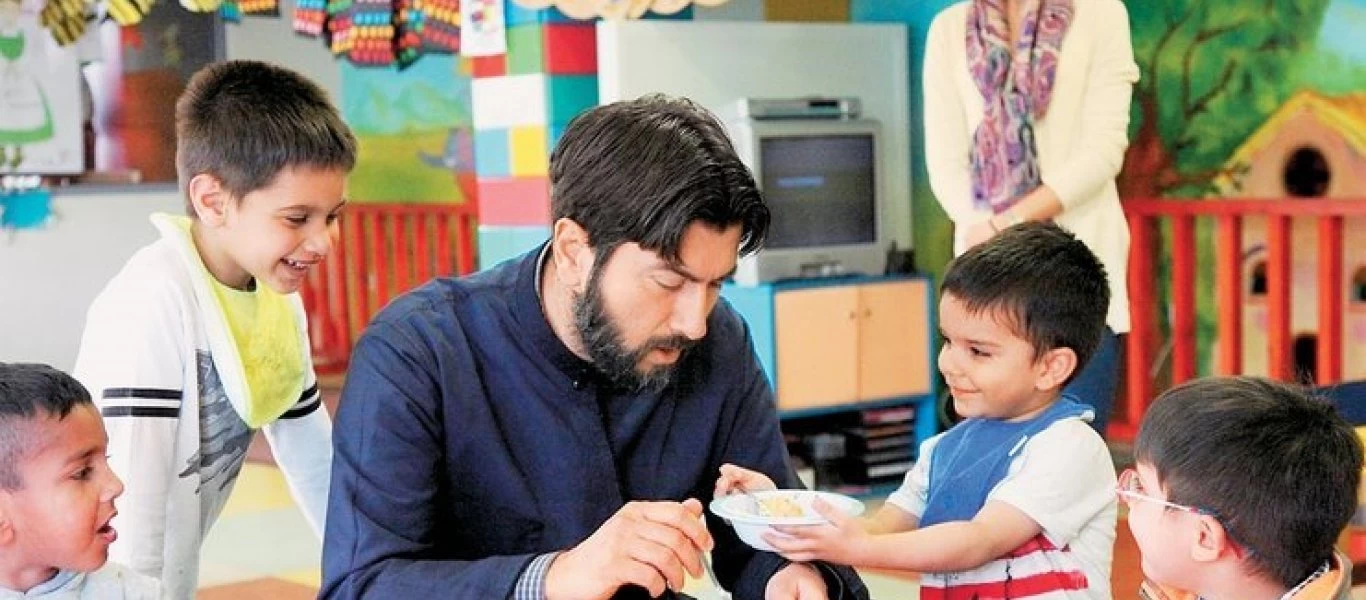 Φιλοϊσλαμική ΜΚΟ έκανε μήνυση για... «ρατσισμό» σε χριστιανική οργάνωση που περιθάλπει ορφανά!